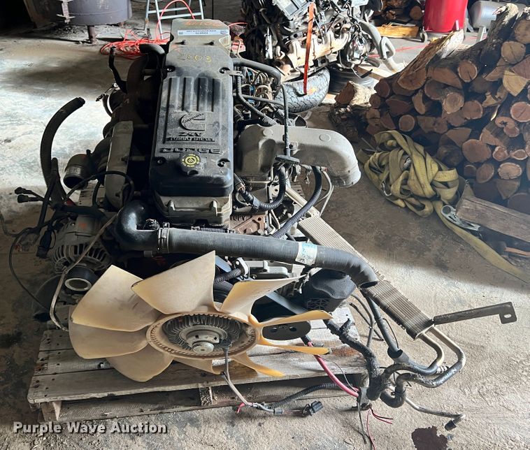 image for item ID9670 2003 Cummins  engine