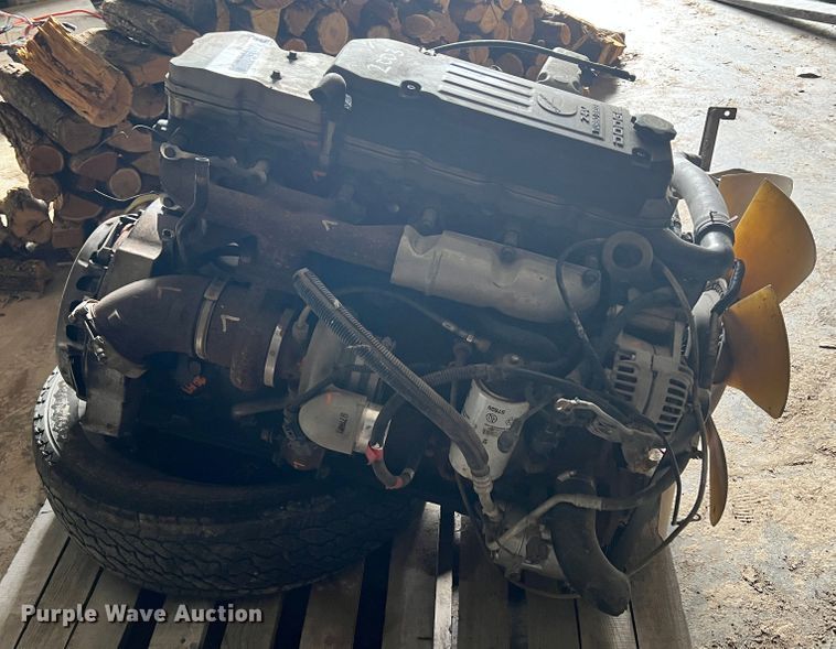 image for item ID9670 2003 Cummins  engine