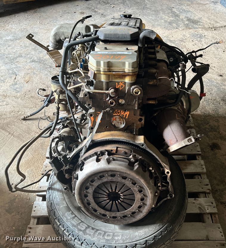 image for item ID9670 2003 Cummins  engine