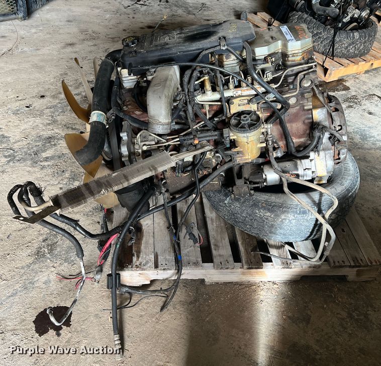 image for item ID9670 2003 Cummins  engine