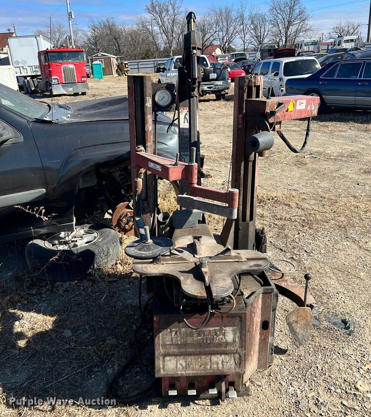 image for item ID9674 Coats  tire machine