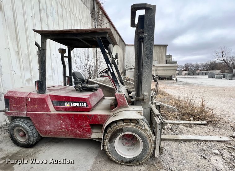 image for item ID9689 Caterpillar DP50  forklift