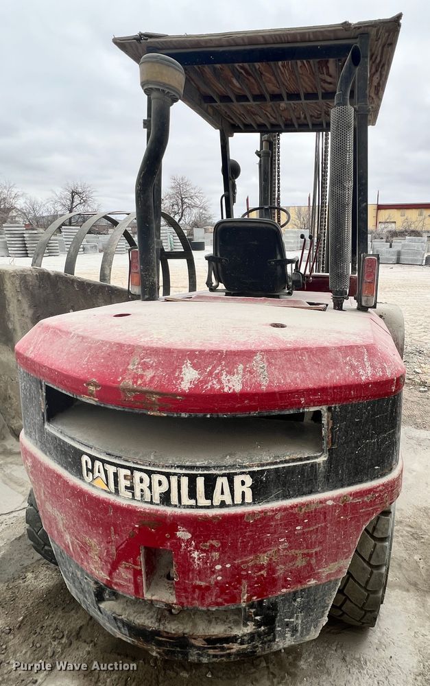 image for item ID9689 Caterpillar DP50  forklift