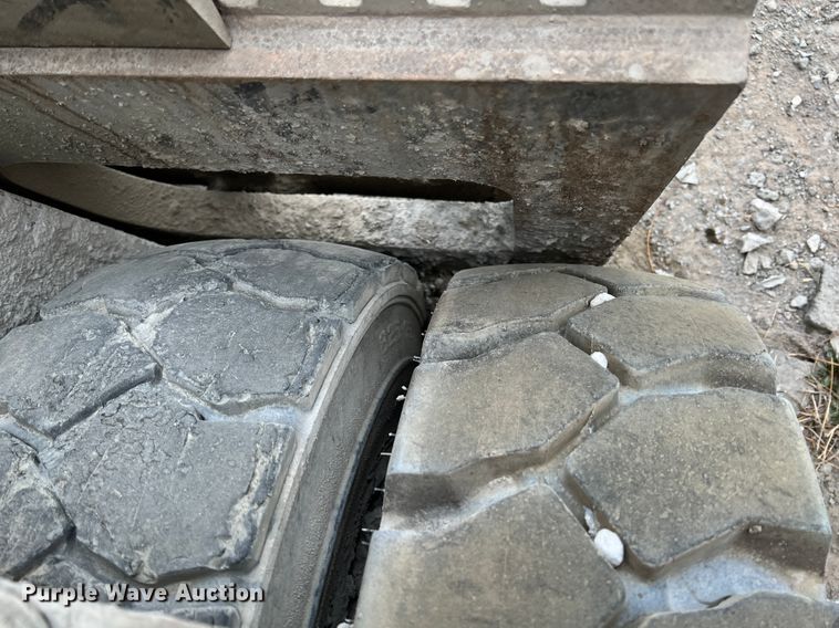 image for item ID9689 Caterpillar DP50  forklift