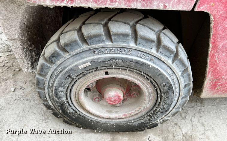 image for item ID9689 Caterpillar DP50  forklift