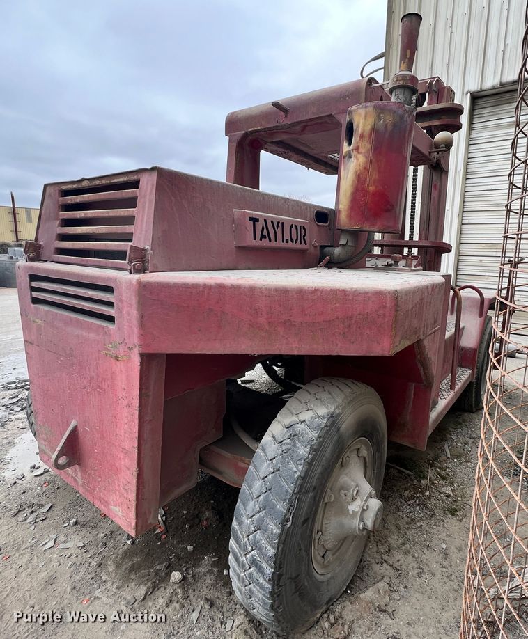 image for item ID9690 Taylor Y-20-W0M  forklift