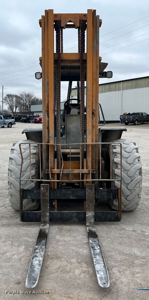 image for item ID9691 1999 Case 588G  forklift