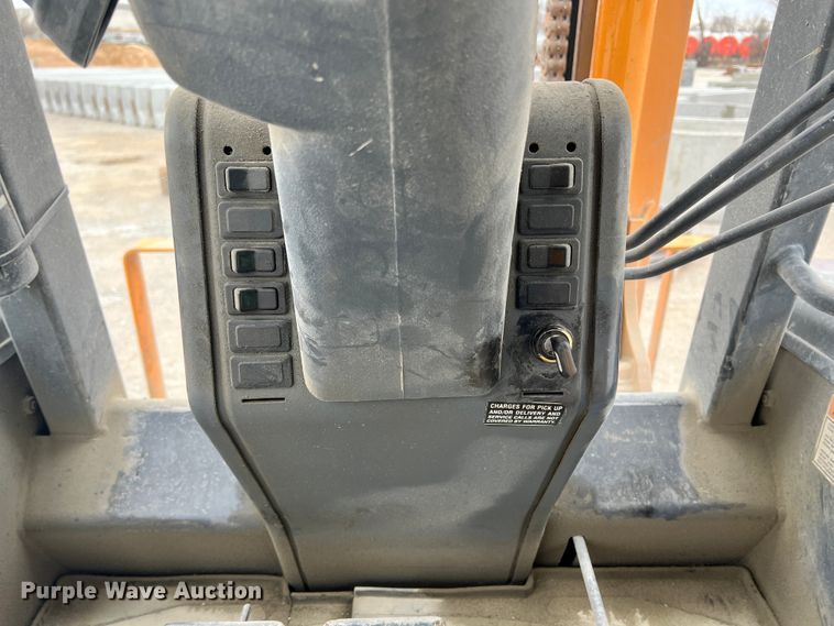 image for item ID9691 1999 Case 588G  forklift