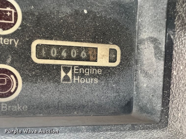 image for item ID9691 1999 Case 588G  forklift