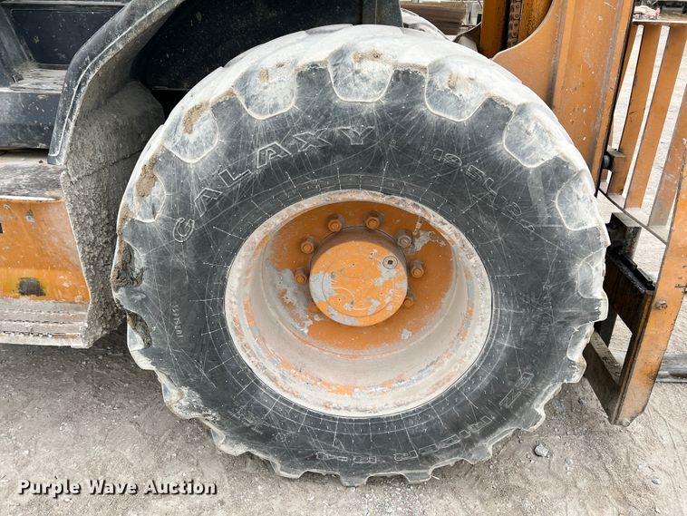 image for item ID9691 1999 Case 588G  forklift