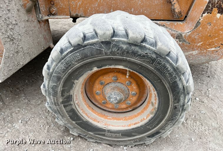 image for item ID9691 1999 Case 588G  forklift