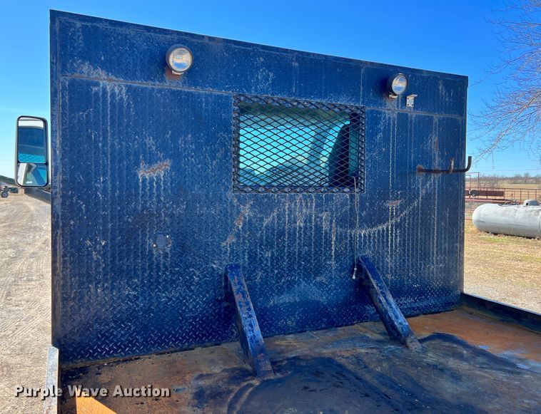 image for item ID9708 2006 GMC C4500  flatbed truck