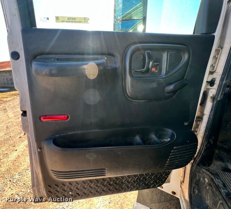 image for item ID9708 2006 GMC C4500  flatbed truck