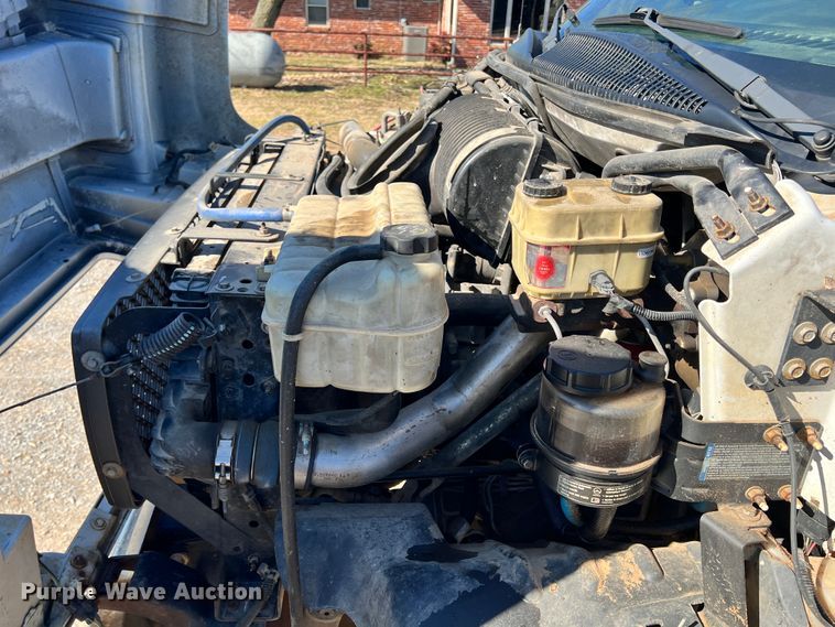 image for item ID9708 2006 GMC C4500  flatbed truck