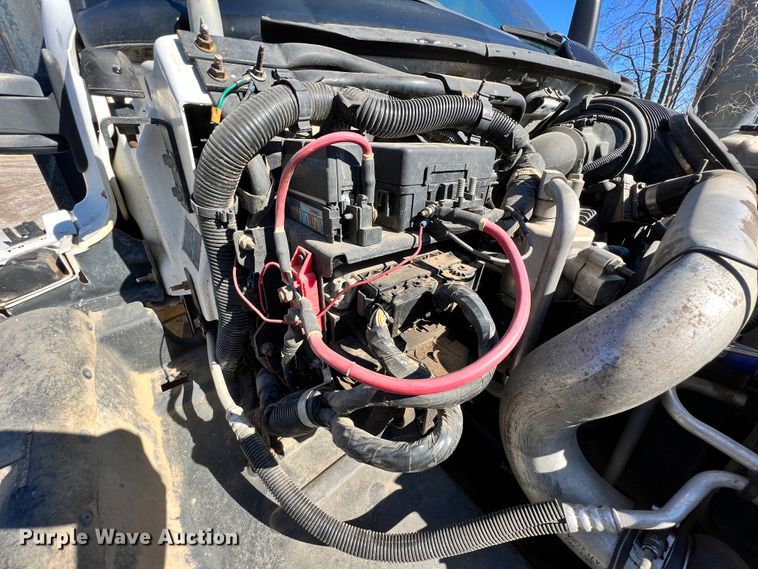 image for item ID9708 2006 GMC C4500  flatbed truck