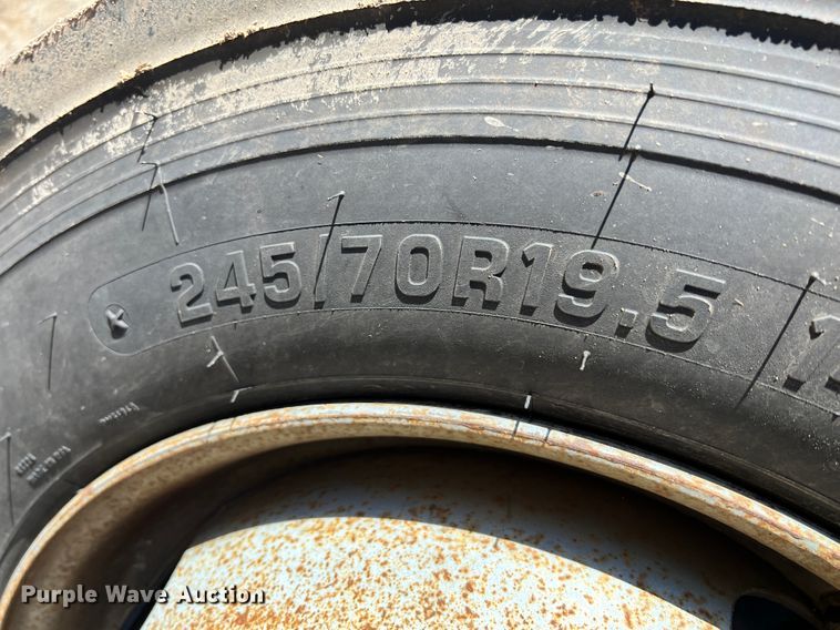 image for item ID9708 2006 GMC C4500  flatbed truck