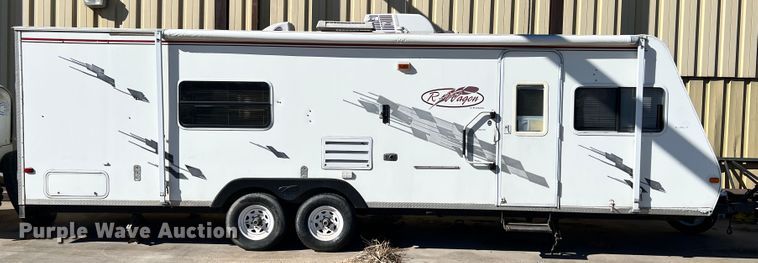 image for item ID9710 2004 R Vision R Wagon  camper