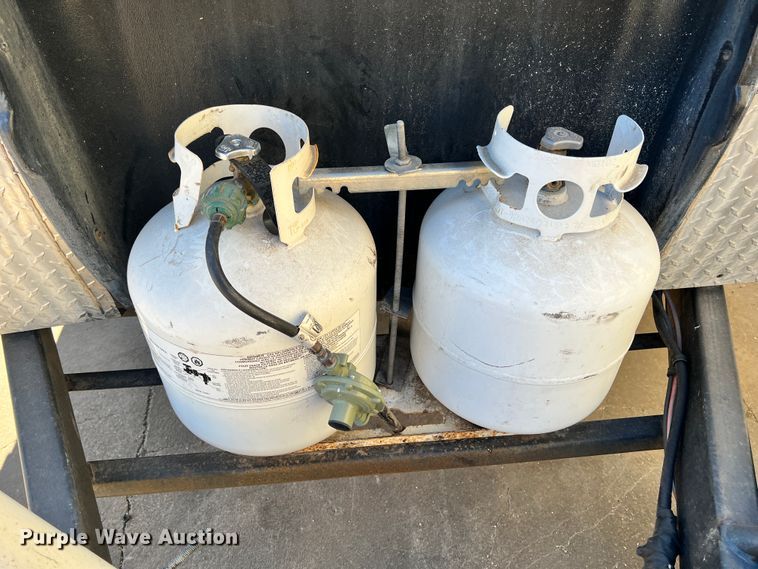 image for item ID9710 2004 R Vision R Wagon  camper