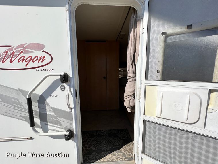 image for item ID9710 2004 R Vision R Wagon  camper