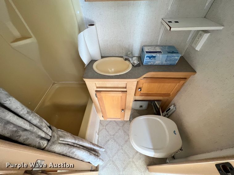 image for item ID9710 2004 R Vision R Wagon  camper