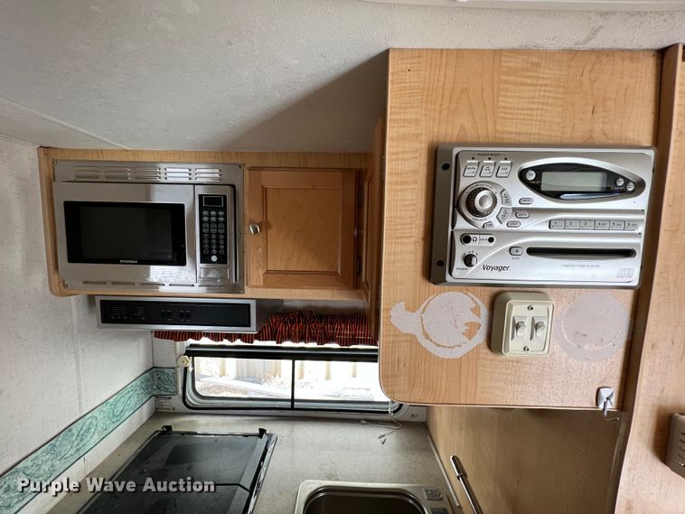 image for item ID9710 2004 R Vision R Wagon  camper