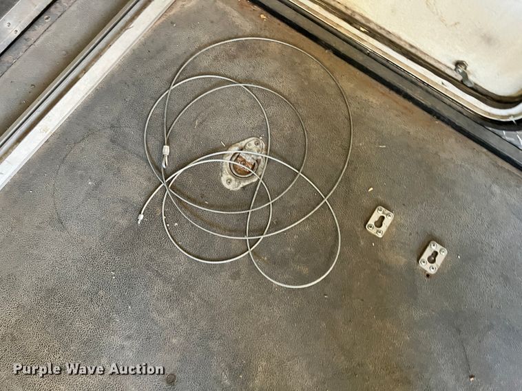 image for item ID9710 2004 R Vision R Wagon  camper