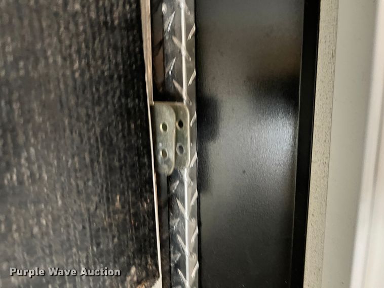 image for item ID9710 2004 R Vision R Wagon  camper