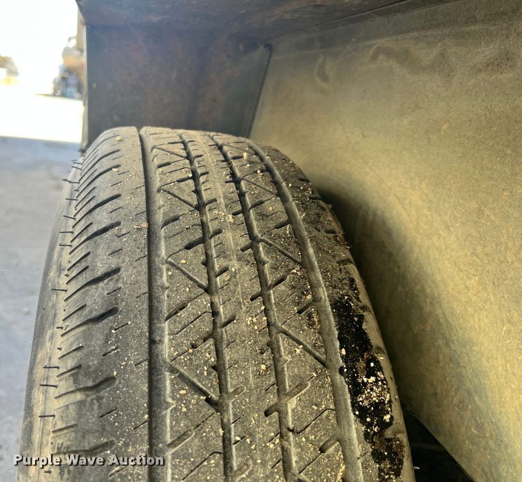 image for item ID9710 2004 R Vision R Wagon  camper