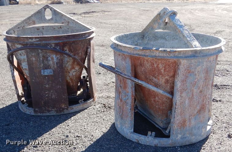 image for item IE9585 (2) concrete buckets