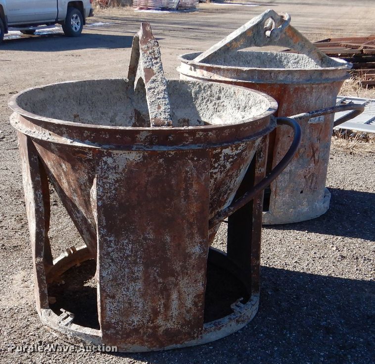 image for item IE9585 (2) concrete buckets