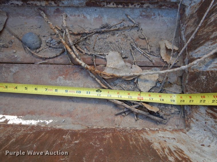 image for item IE9585 (2) concrete buckets