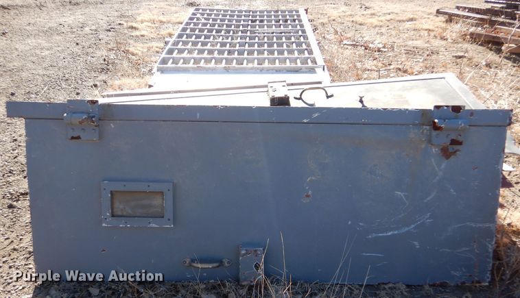 image for item IE9586 (4) jail doors