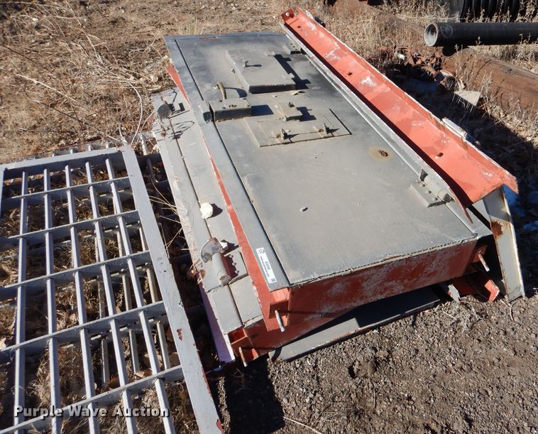 image for item IE9586 (4) jail doors