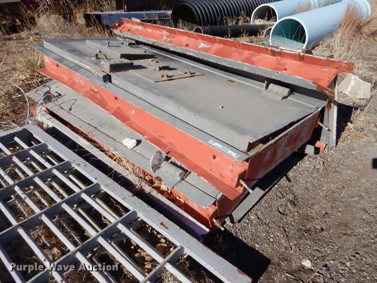 image for item IE9586 (4) jail doors