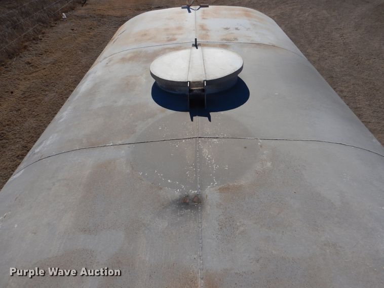 image for item IE9589 Water tank bed