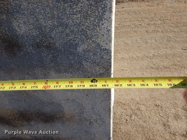 image for item IE9589 Water tank bed