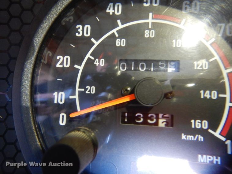 image for item IE9607 2001 Arctic Cat Mountain Cat 800  snowmobile