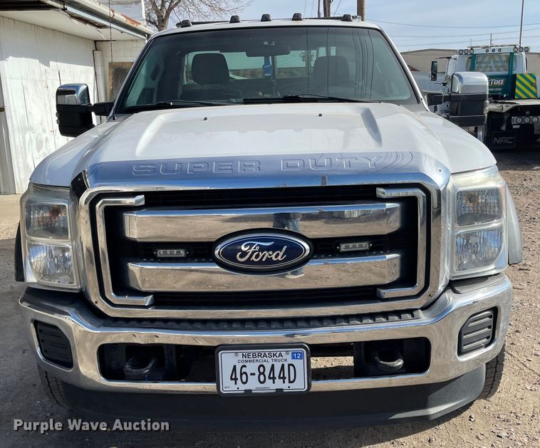 image for item IJ9699 2012 Ford F450 Super Duty XLT  tow truck