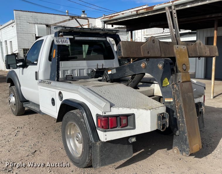 image for item IJ9699 2012 Ford F450 Super Duty XLT  tow truck