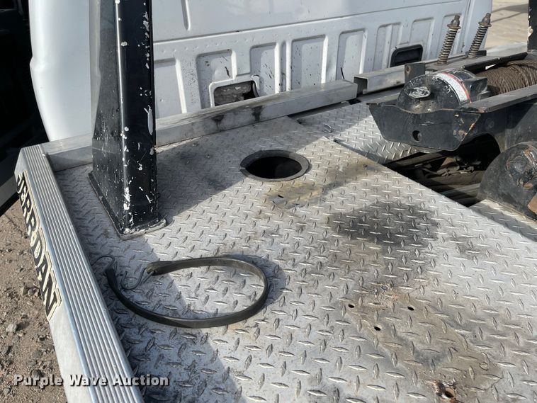 image for item IJ9699 2012 Ford F450 Super Duty XLT  tow truck