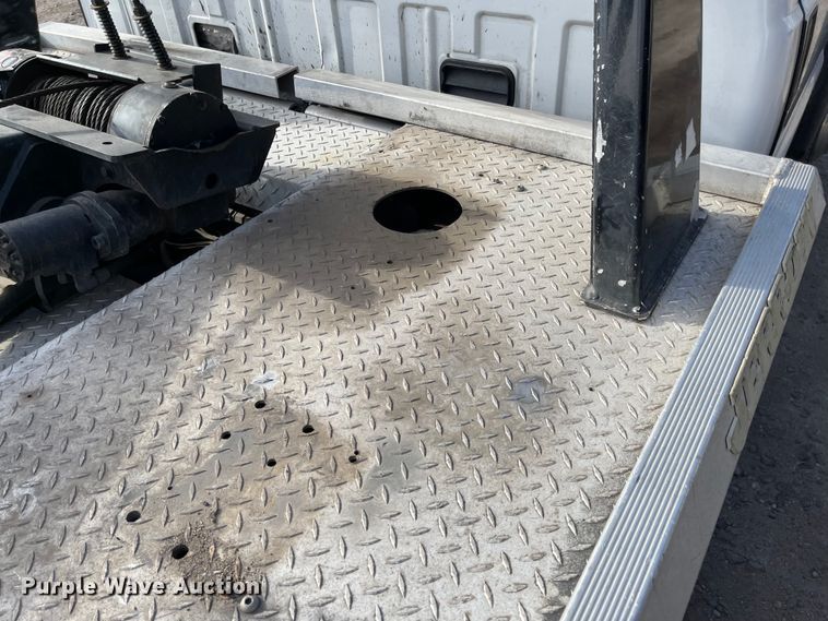 image for item IJ9699 2012 Ford F450 Super Duty XLT  tow truck