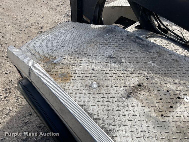 image for item IJ9699 2012 Ford F450 Super Duty XLT  tow truck