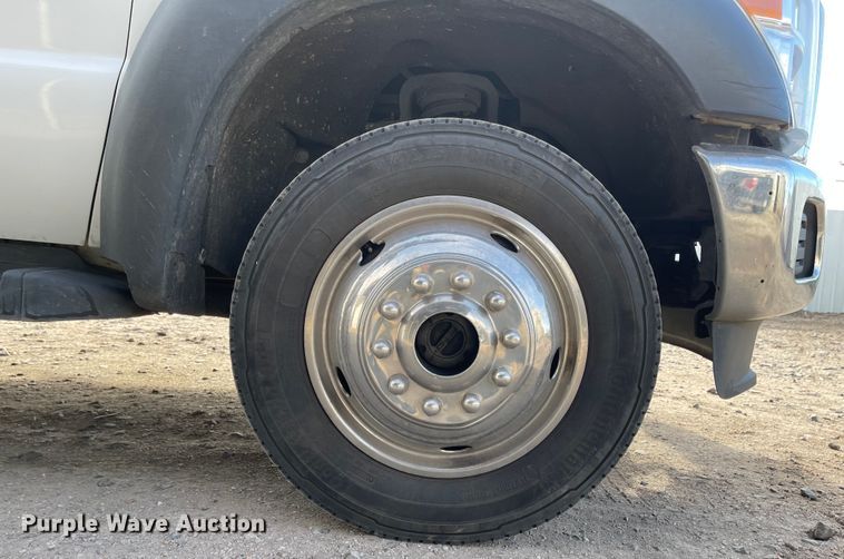 image for item IJ9699 2012 Ford F450 Super Duty XLT  tow truck