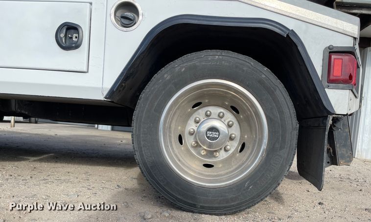 image for item IJ9699 2012 Ford F450 Super Duty XLT  tow truck