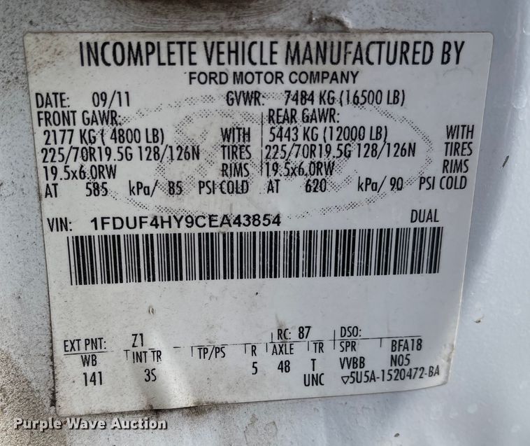 image for item IJ9699 2012 Ford F450 Super Duty XLT  tow truck