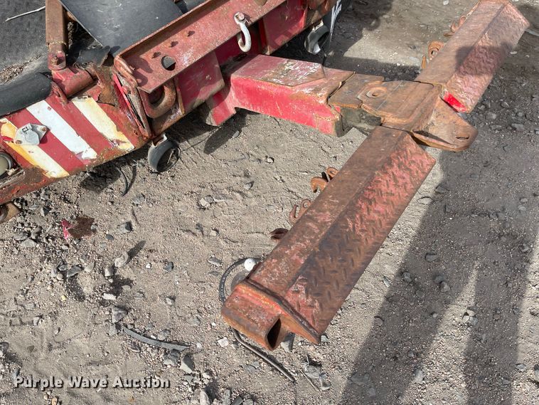 image for item IJ9700 Zips  wrecker bed