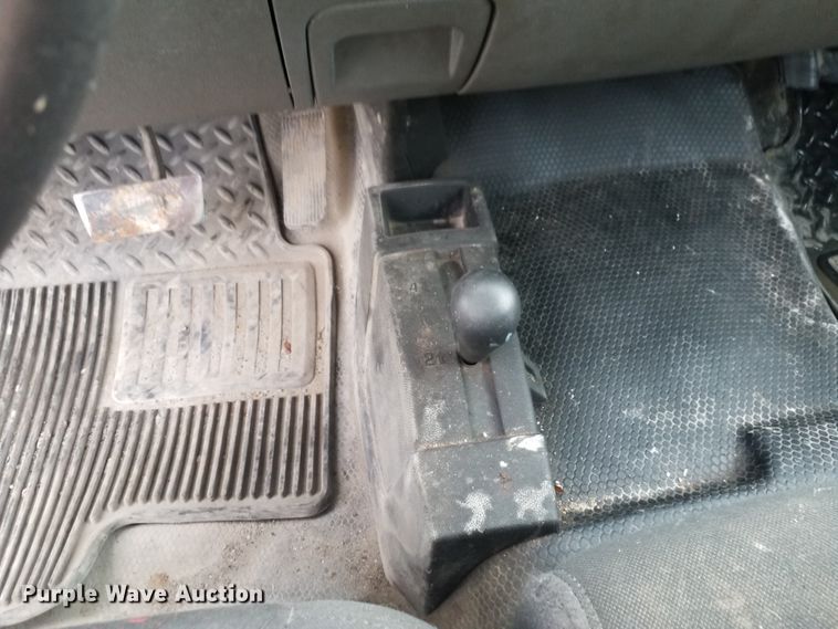 image for item IK9638 2014 Chevrolet Silverado 2500HD  Crew Cab pickup truck