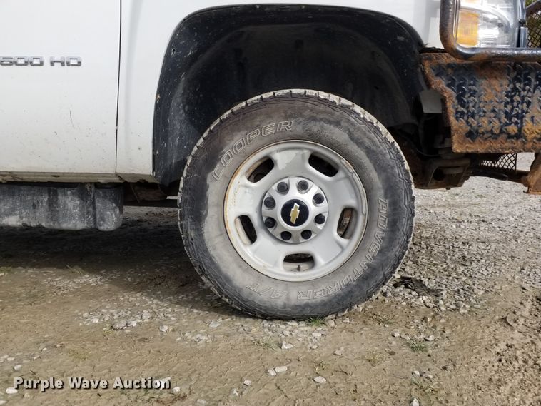 image for item IK9638 2014 Chevrolet Silverado 2500HD  Crew Cab pickup truck