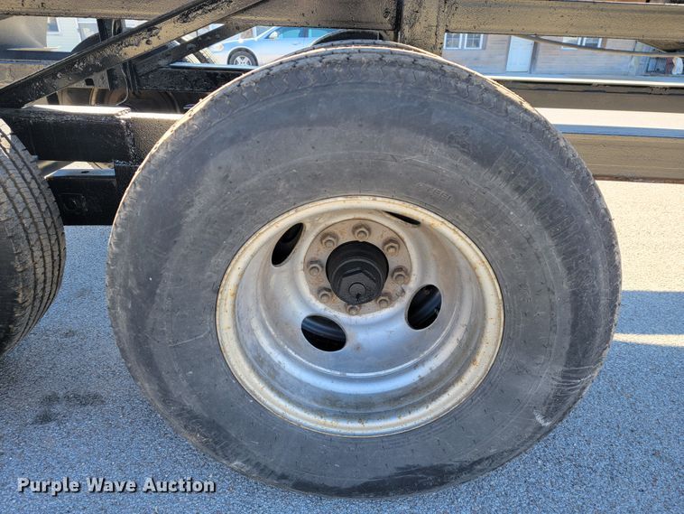 image for item IM9252 2006 Kaufman  car carrier