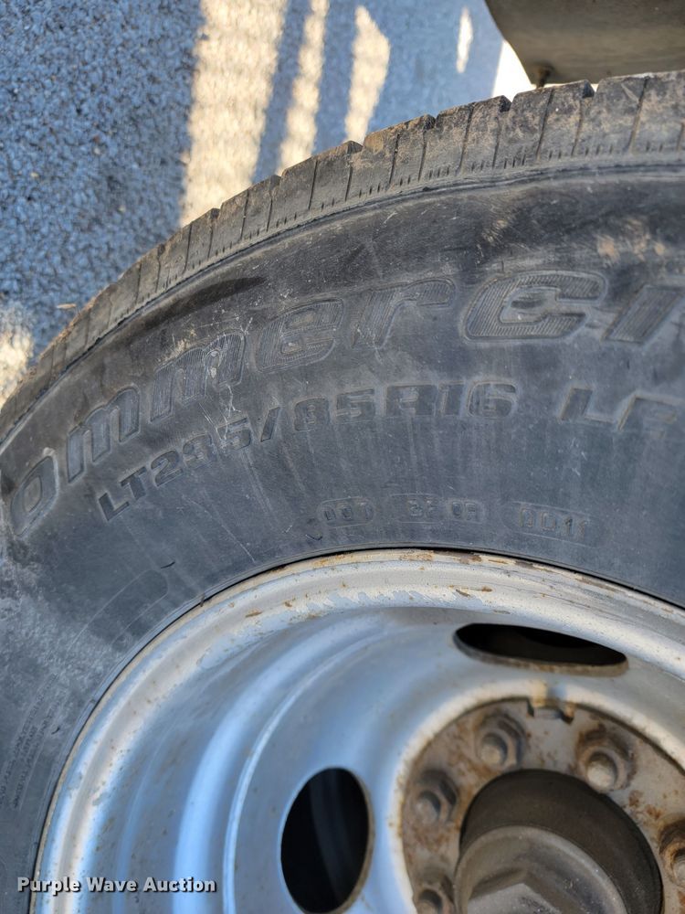 image for item IM9252 2006 Kaufman  car carrier